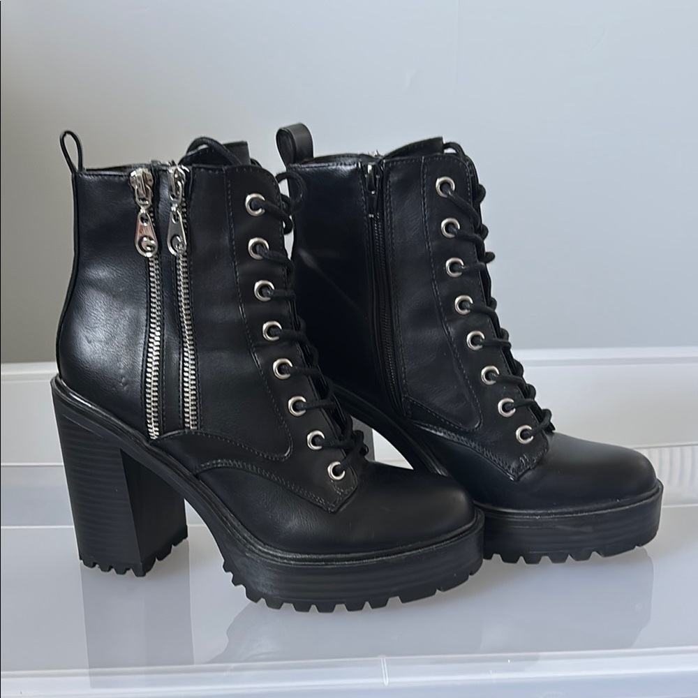 GBG Black Chunky Heel Ankle Boots